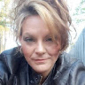 Meet your Posher, Amanda leah